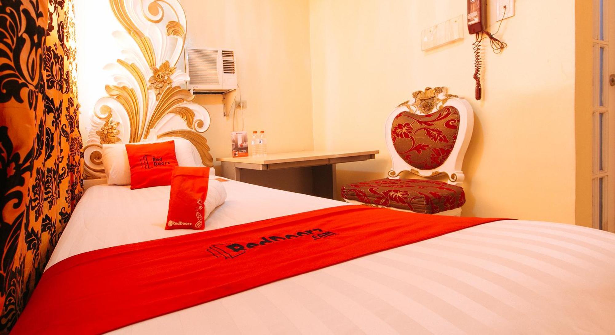 Reddoorz At Manila Venetian Hotel Exterior foto