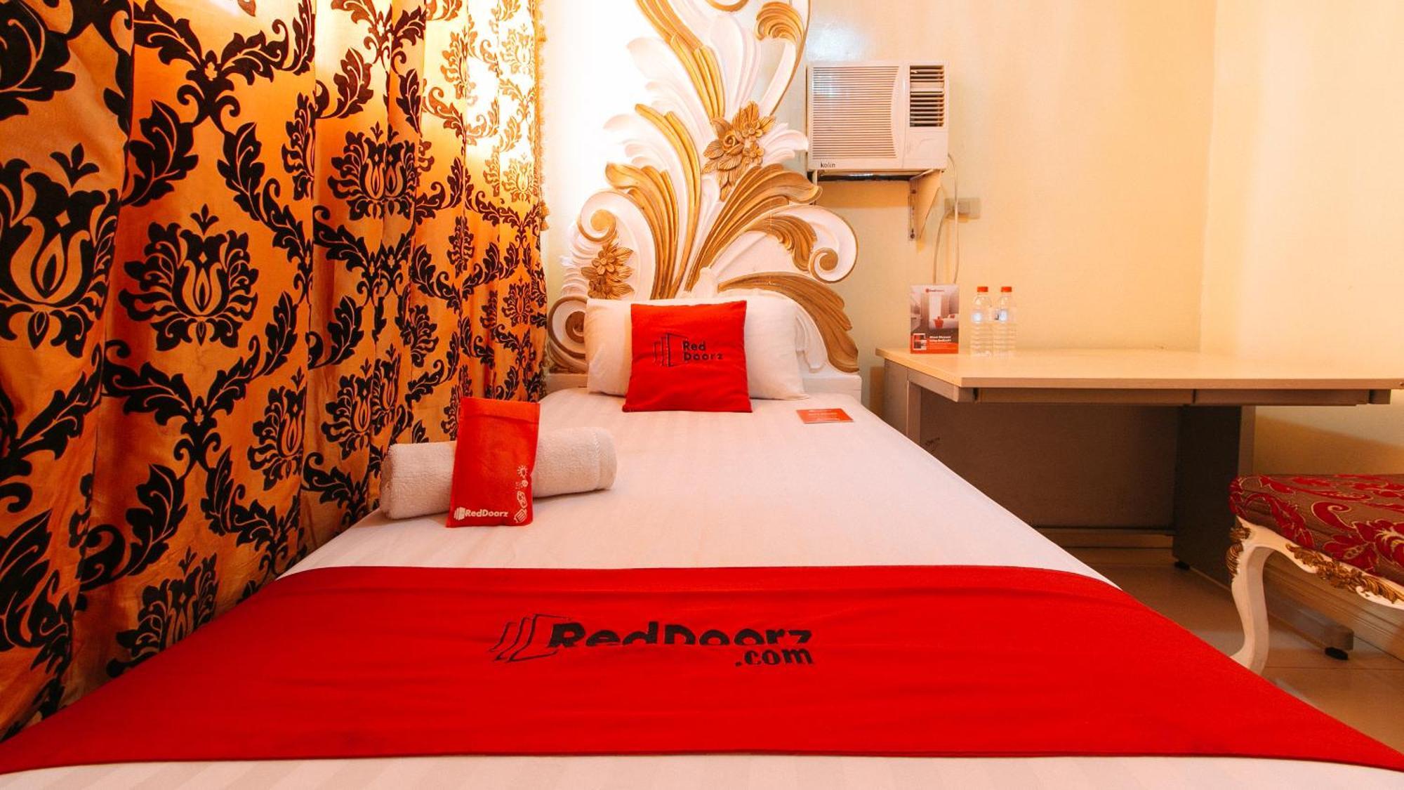 Reddoorz At Manila Venetian Hotel Exterior foto